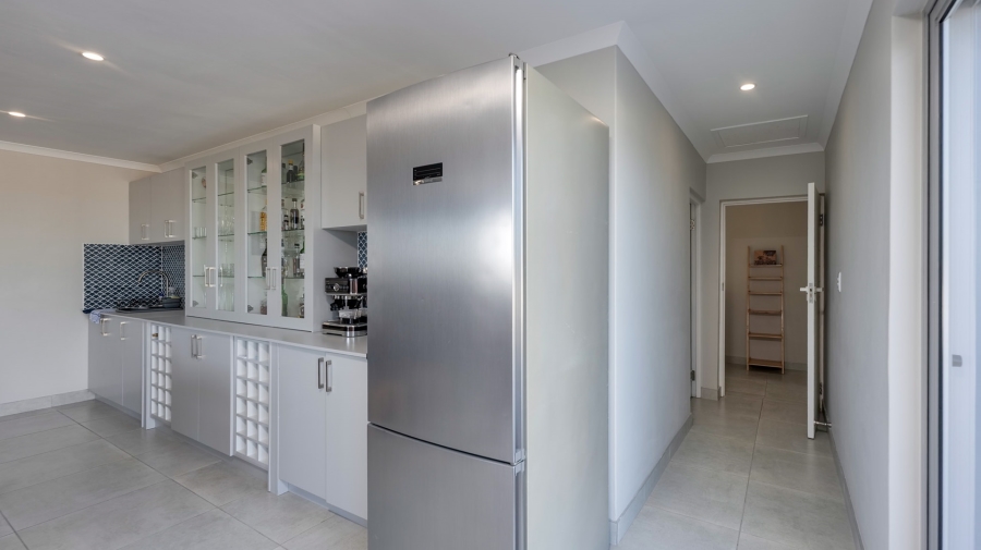 5 Bedroom Property for Sale in Agulhas Western Cape